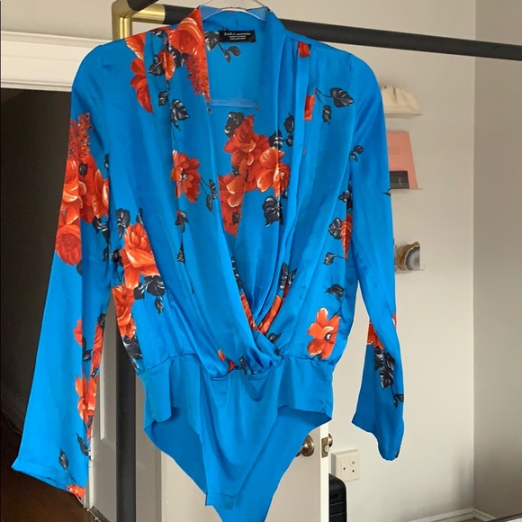 Zara Tops - Zara bodysuit blue silky OBO